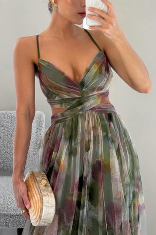 Women's Fitted Bodice V-Neck Maxi Dress