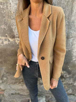 Women's Chic Tailored City Blazer