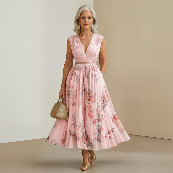 Women's Pleated Sleeveless Maxi Dress