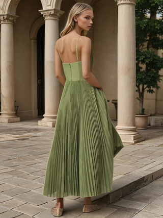Women's Green Sleeveless Pleated Maxi Dress