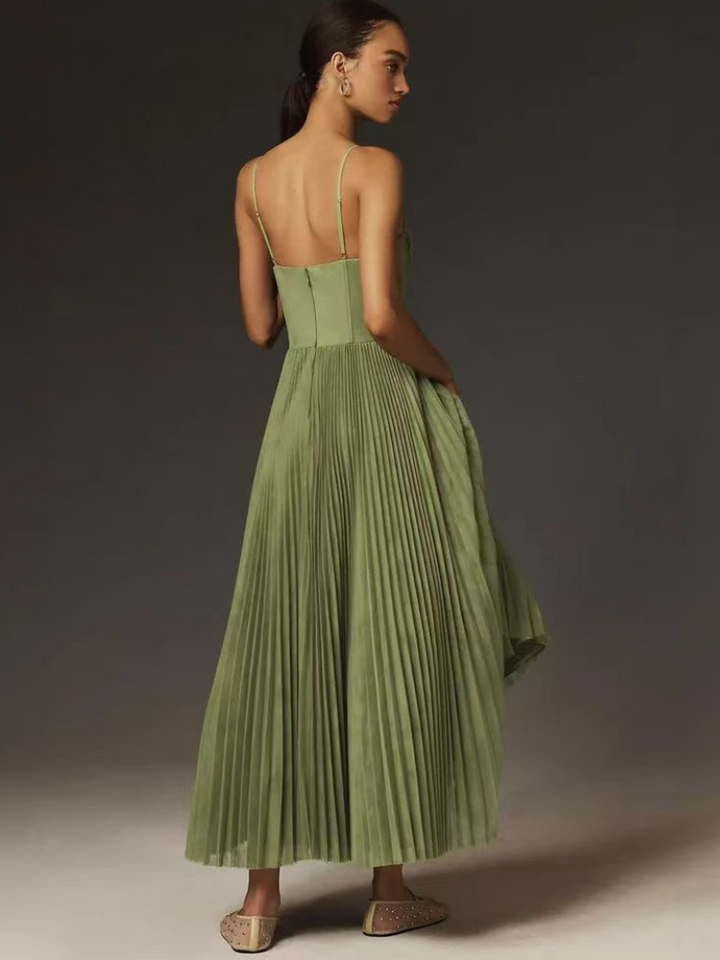 Women's Green Sleeveless Pleated Maxi Dress