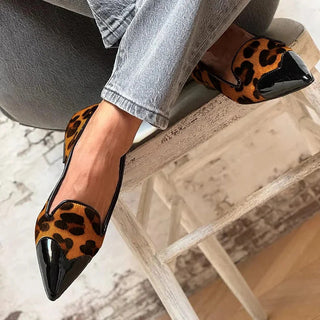 Women's Animal Print Pointed Loafers