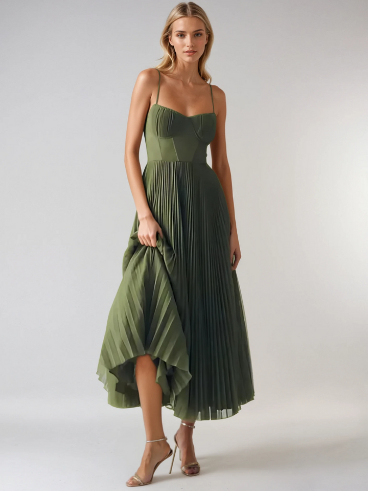 Women's Green Sleeveless Pleated Maxi Dress