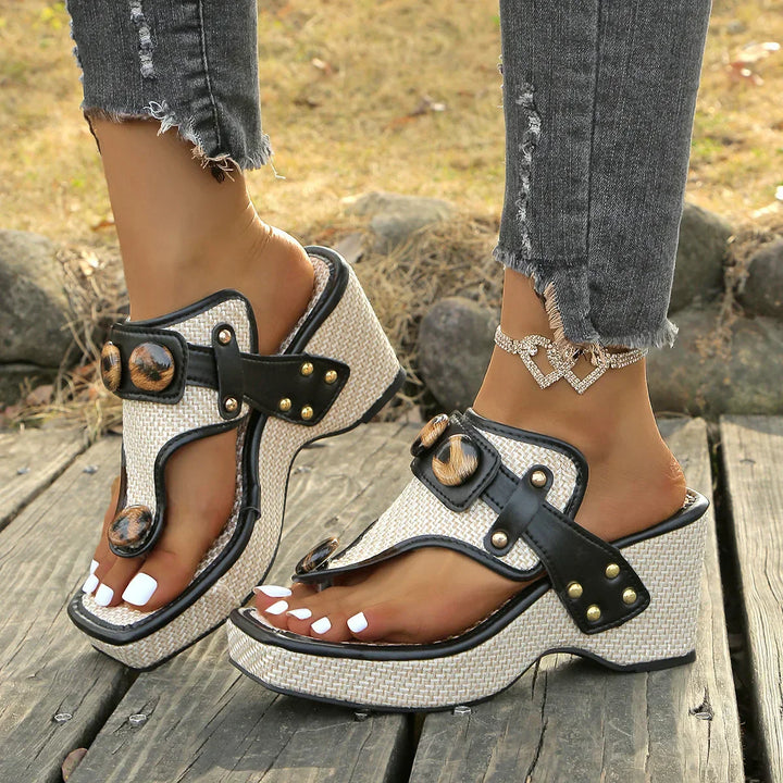 Pyra™| Gloss Slides