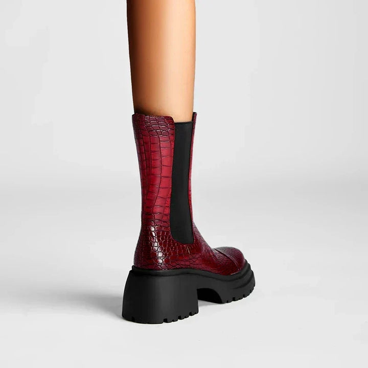 Women's Elastic Pull-On Lug Sole Boots