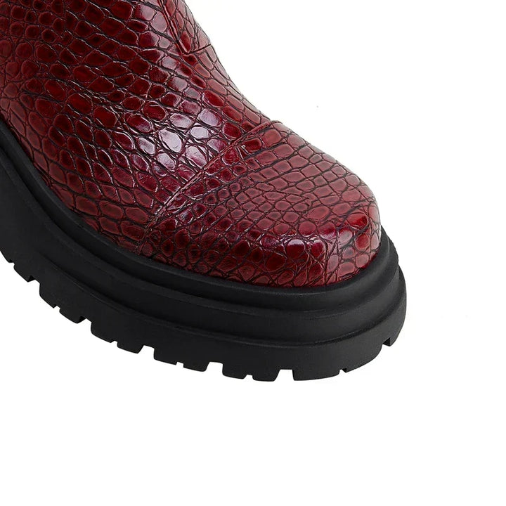 Women's Pull-On Lug Ankle Boots