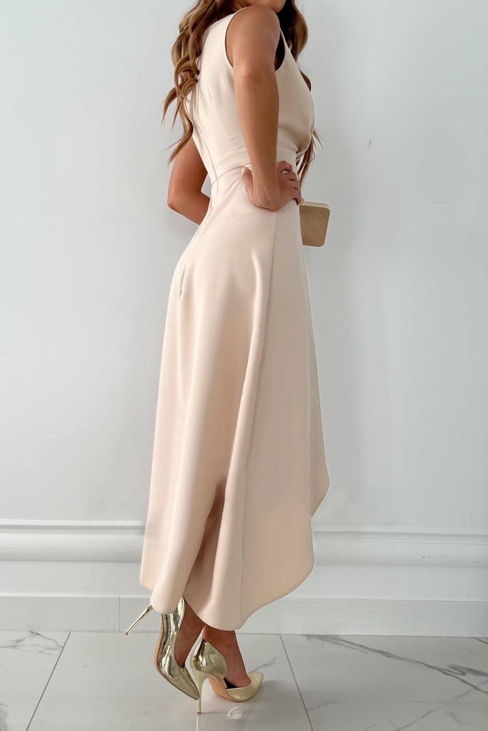 Women's Sleeveless V-Neck Maxi Dress