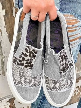 Women's Patterned Upper Loafers