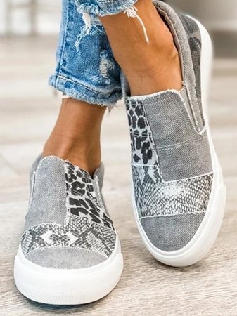 Women's Patterned Upper Loafers