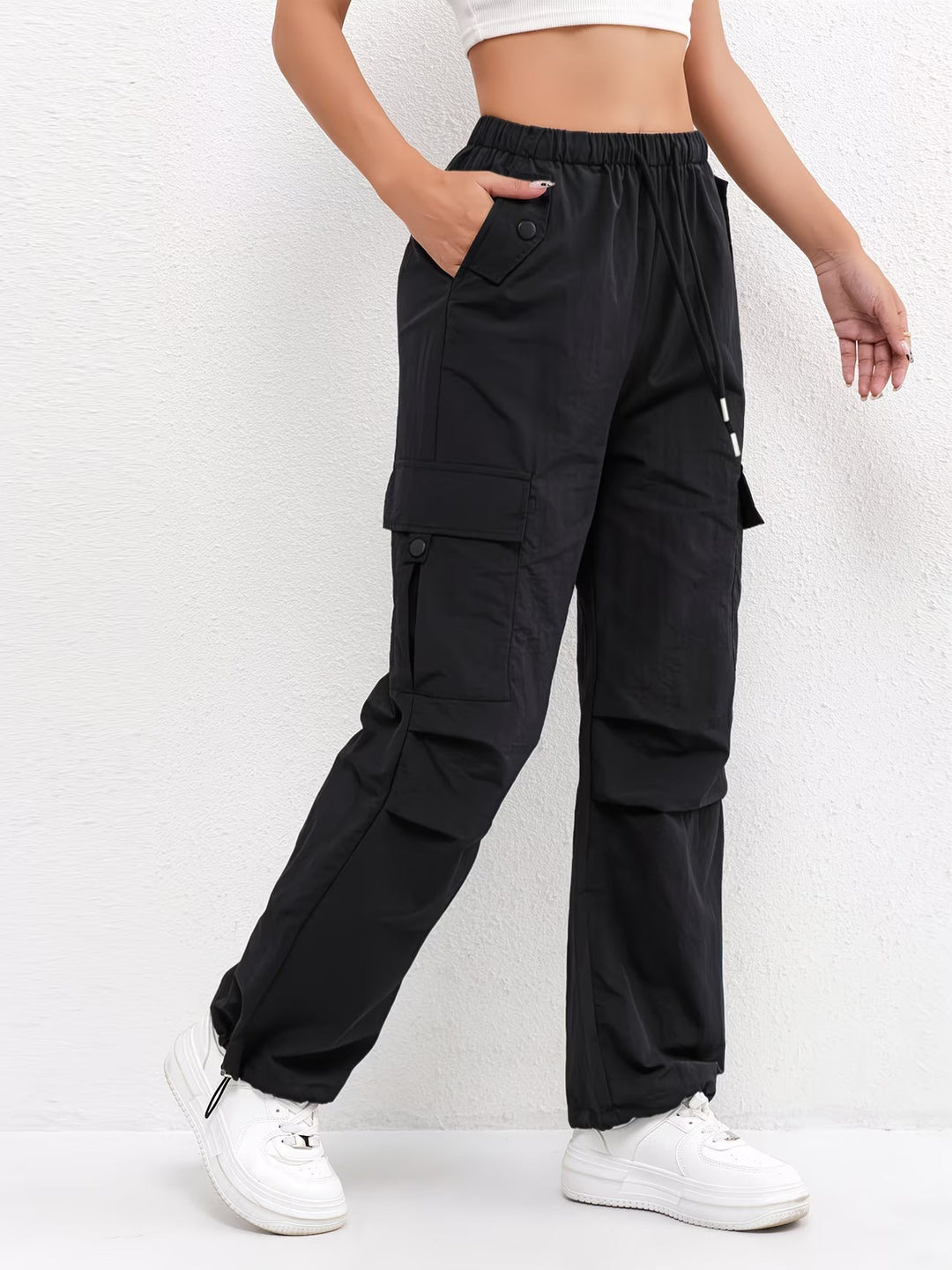 Women's Cargo Pocket Drawstring Pants